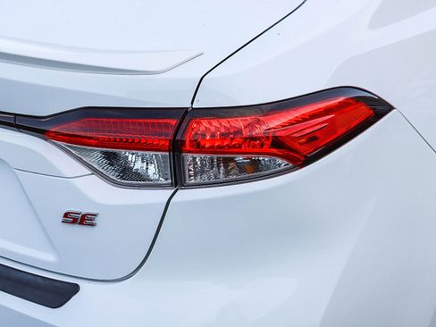 Certified 2023 Toyota Corolla SE image 10