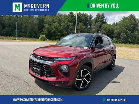 Used 2023 Chevrolet TrailBlazer RS w/ Convenience Package AWD/4WD image 1