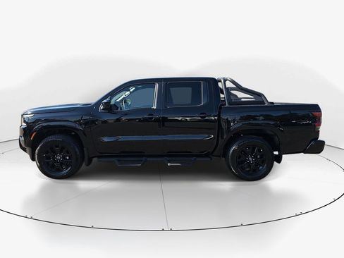 Used 2023 Nissan Frontier SV w/ Midnight Edition Package RWD image 10