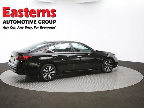 Used 2021 Nissan Altima 2.5 SV w/ SV Premium Package FWD image 40