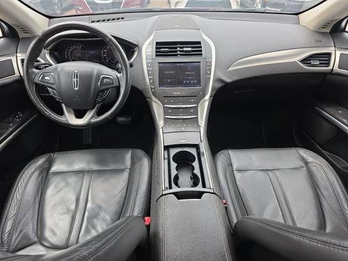 Used 2013 Lincoln MKZ FWD image 25