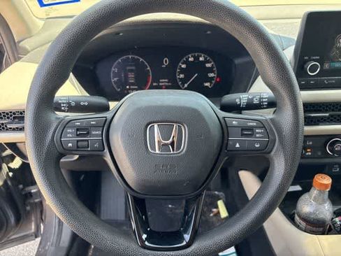 Used 2023 Honda HR-V LX image 14