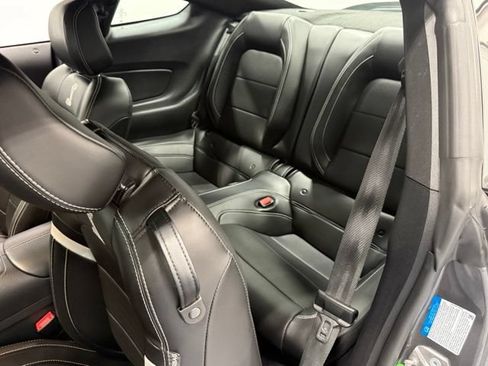 Used 2021 Ford Mustang Shelby GT500 w/ Technology Package RWD image 36