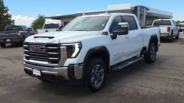 New 2026 GMC Sierra 3500 SLT w/ SLT Premium Package AWD/4WD image 5