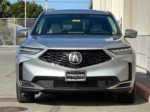 Certified 2026 Acura MDX SH-AWD w/ Technology Package image 10