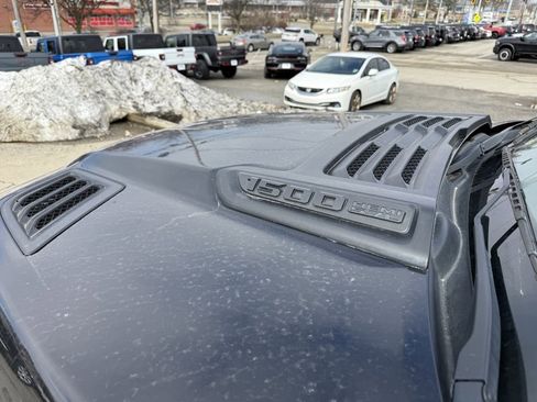 Used 2019 RAM 1500 Laramie image 11