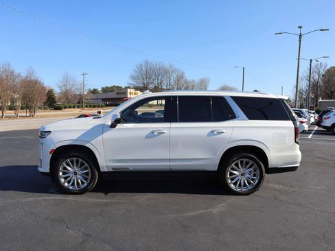 Used 2022 Cadillac Escalade Premium Luxury w/ Performance Package image 9