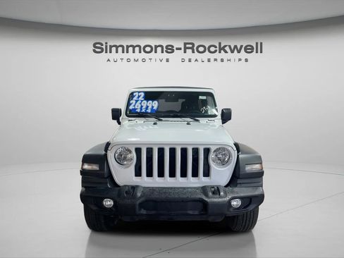 Used 2022 Jeep Wrangler Unlimited Sport image 2