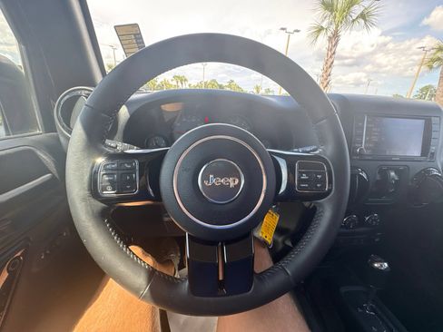 Used 2017 Jeep Wrangler Unlimited Sahara AWD/4WD image 25