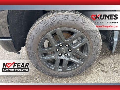 Used 2024 Chevrolet Silverado 1500 LT Trail Boss image 16