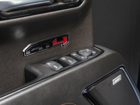 Used 2023 GMC Sierra 1500 AT4 AWD/4WD image 21