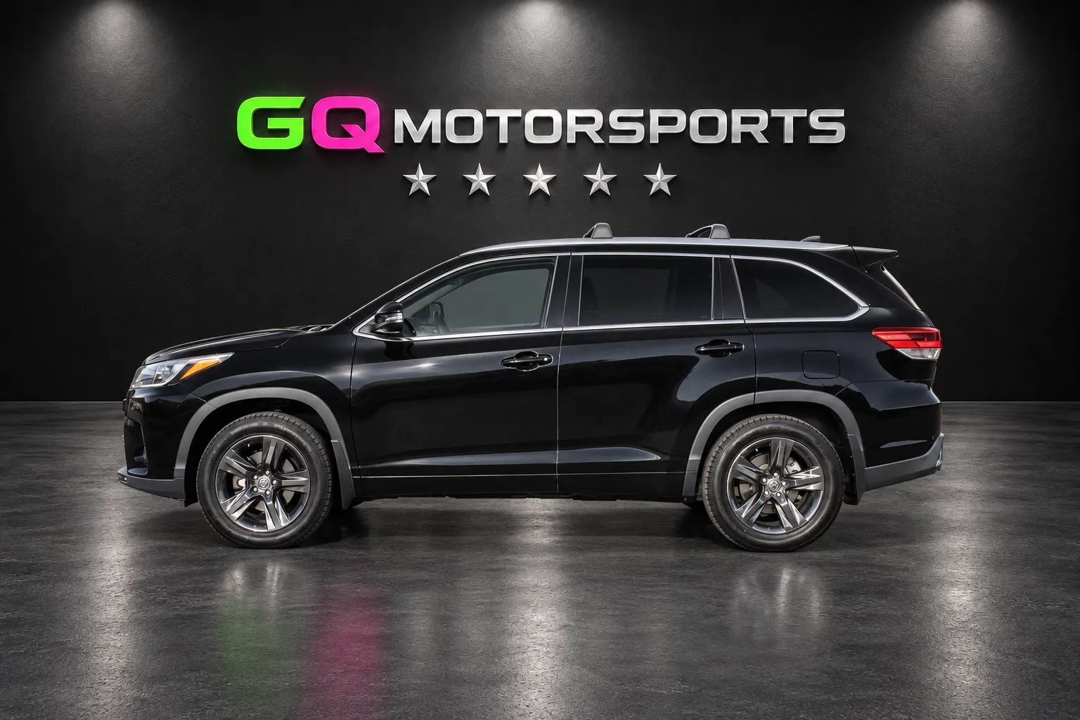 Used 2017 Toyota Highlander Limited Platinum AWD/4WD image 5