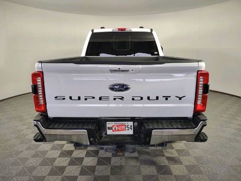 Used 2023 Ford F250 Lariat w/ Chrome Package AWD/4WD image 4