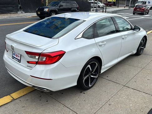 Used 2020 Honda Accord Sport image 6