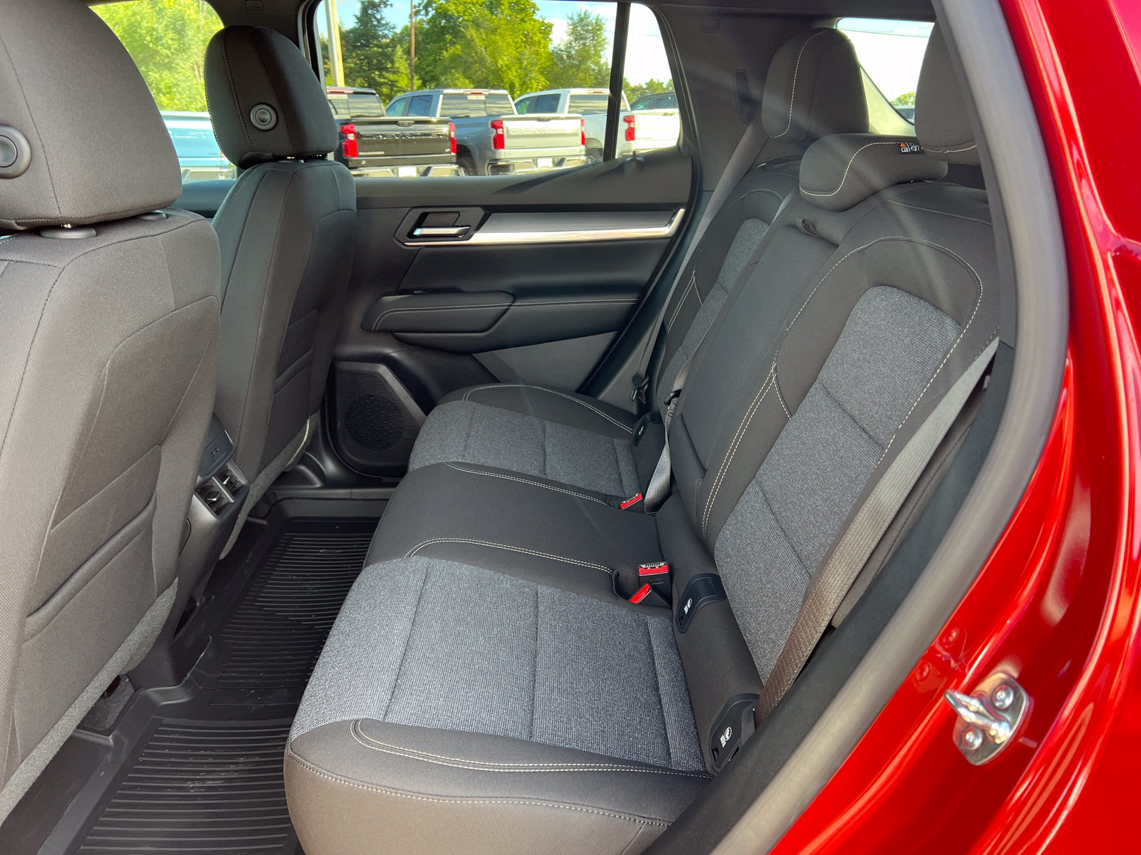 New 2027 GMC Terrain Elevation w/ LPO, Floor Liner Package AWD/4WD image 5