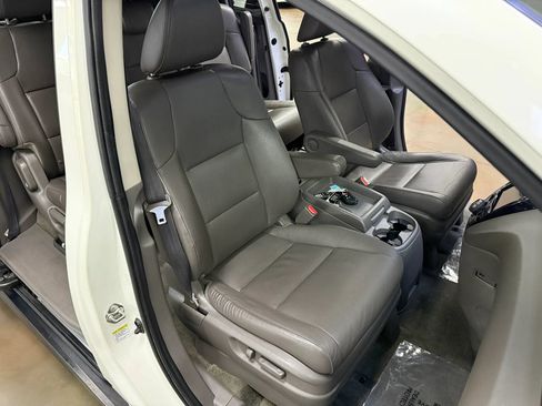 Used 2016 Honda Odyssey EX-L image 9