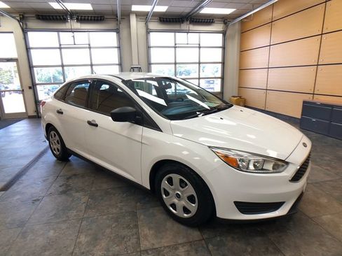 Used 2015 Ford Focus S FWD image 1