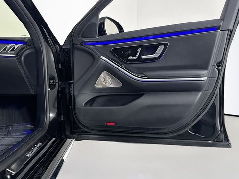 Certified 2022 Mercedes-Benz S 500 4MATIC image 25