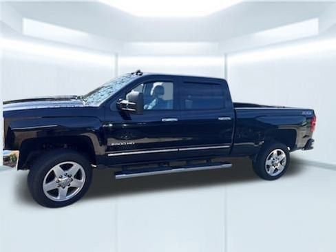 Used 2015 Chevrolet Silverado 2500 LTZ w/ Duramax Plus Package image 8