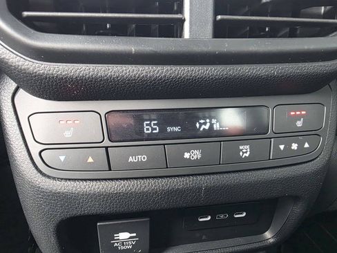 Used 2025 Honda Passport Black Edition image 27