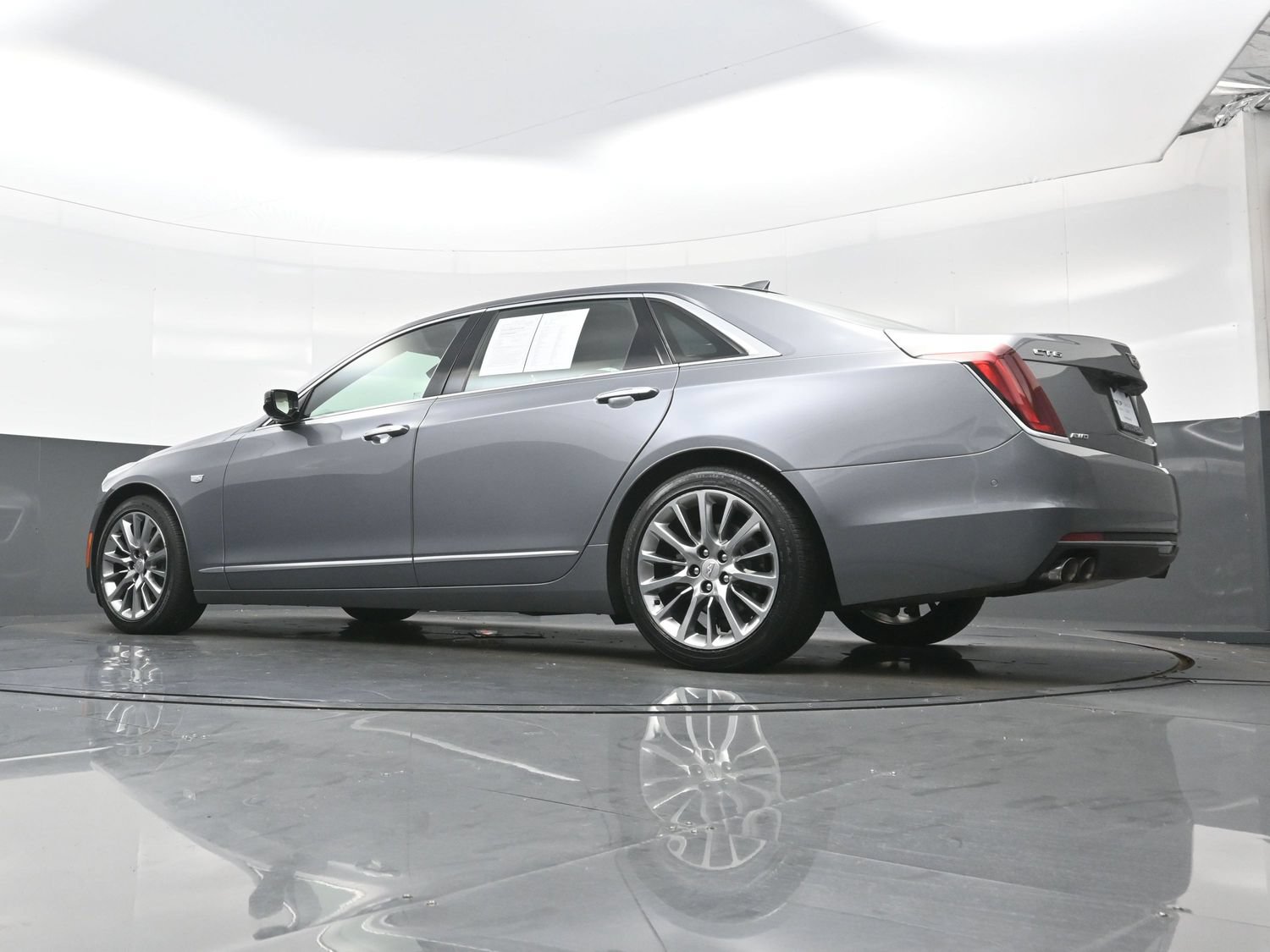 Used 2018 Cadillac CT6 Luxury AWD/4WD image 30