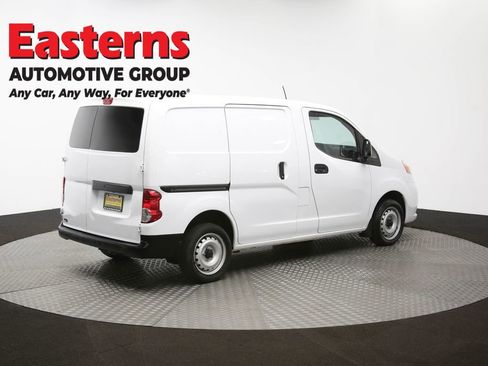 Used 2020 Nissan NV200 S image 39