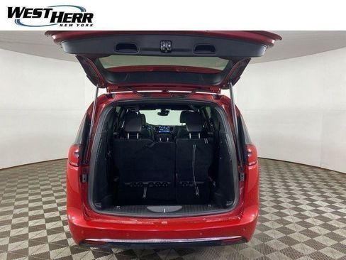 Used 2026 Chrysler Pacifica Select AWD/4WD image 50