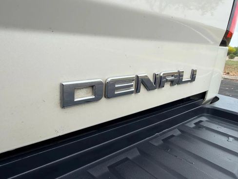 Used 2014 GMC Sierra 1500 SLE w/ Texas SLE Value Package image 16