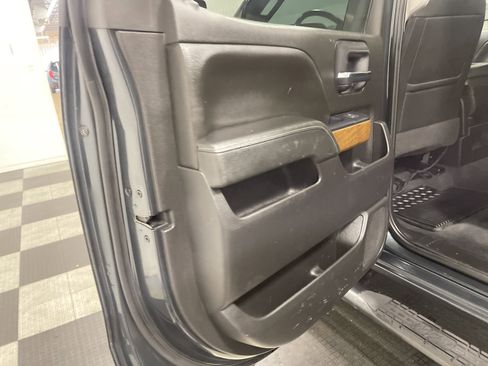 Used 2019 Chevrolet Silverado 2500 LTZ w/ Duramax Plus Package image 15