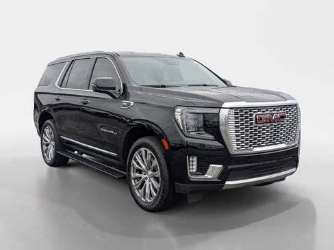 Used 2023 GMC Yukon Denali image 2