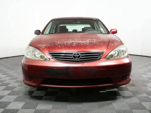 Used 2005 Toyota Camry LE FWD image 29