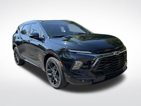 Used 2024 Chevrolet Blazer RS w/ Driver Confidence II Package AWD/4WD image 7
