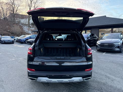 Used 2022 BMW X5 xDrive40i w/ Premium Package image 17