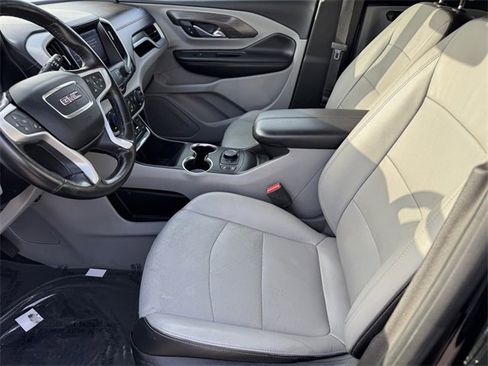 Used 2019 GMC Terrain SLT w/ Preferred Package image 10