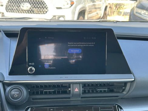 Certified 2023 Toyota Prius LE AWD/4WD image 19