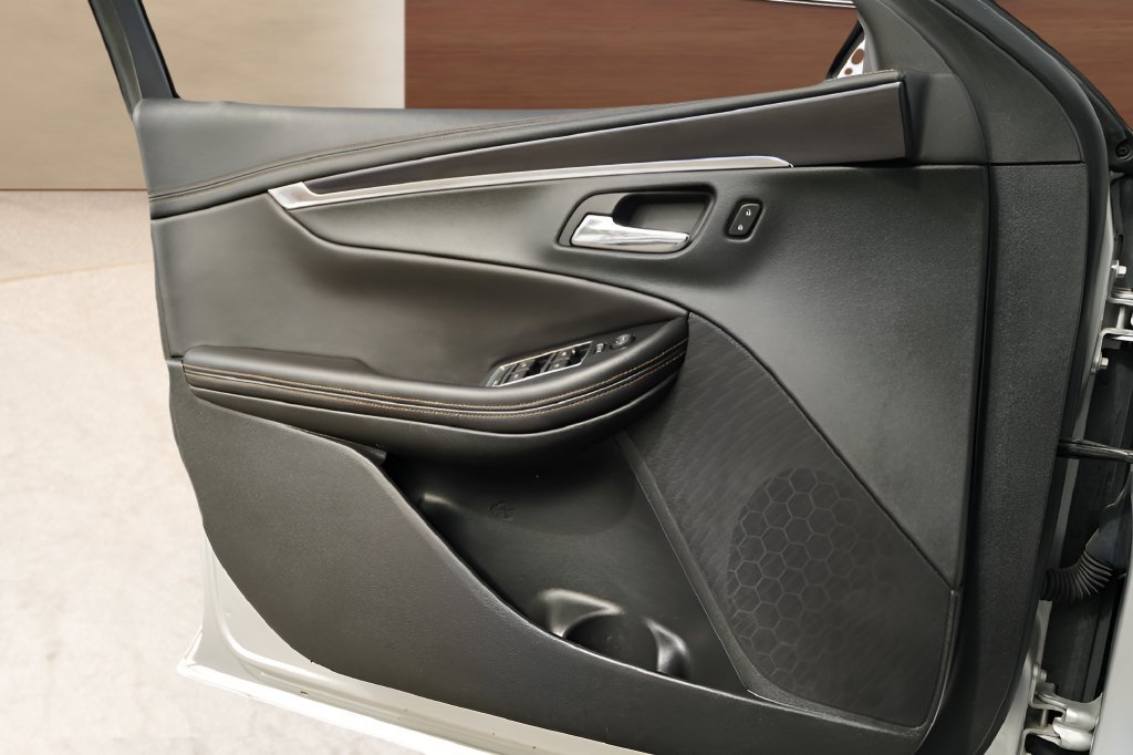 Used 2018 Chevrolet Impala LT FWD image 20