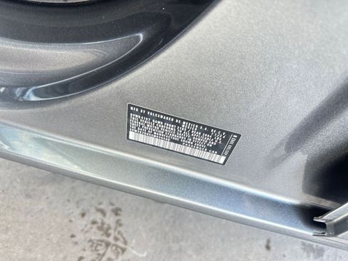 Used 2025 Volkswagen Jetta SE image 30