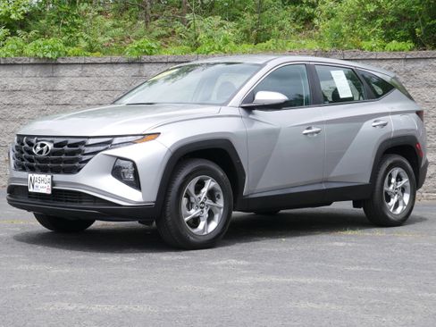 Used 2023 Hyundai Tucson SE AWD/4WD image 1