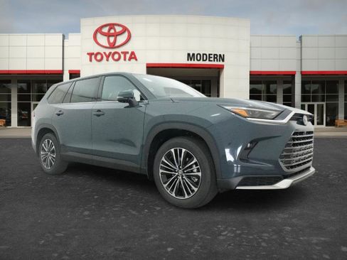 New 2026 Toyota Grand Highlander AWD Hybrid image 15