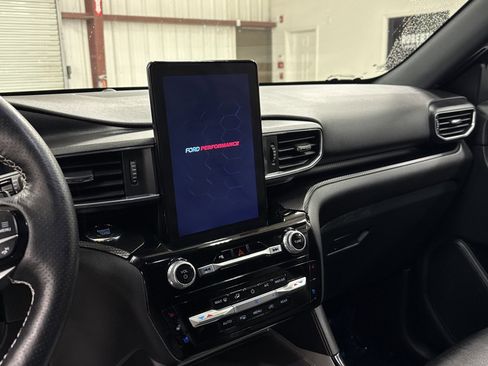 Used 2023 Ford Explorer ST w/ Equipment Group 401A image 10