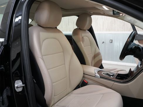 Used 2021 Mercedes-Benz C 300 4MATIC Sedan image 31