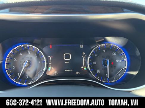 Used 2021 Chrysler Pacifica Limited w/ Premium & Safety Sphere Group AWD/4WD image 15