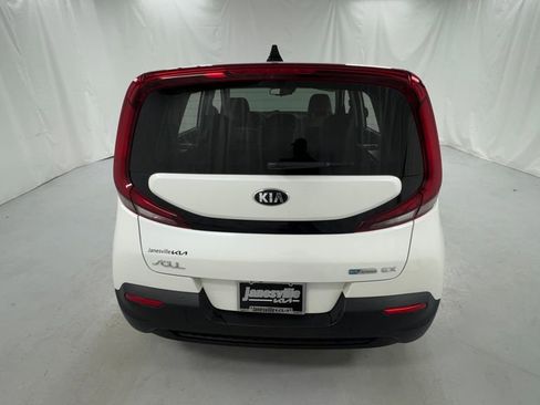 Used 2021 Kia Soul EX image 4