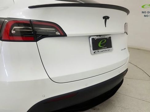 Used 2020 Tesla Model Y Long Range AWD/4WD image 25