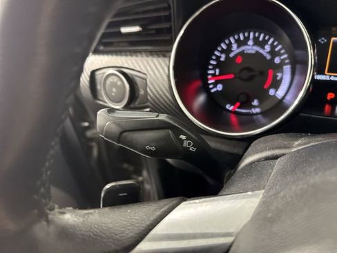 Used 2015 Ford Mustang Coupe RWD image 13