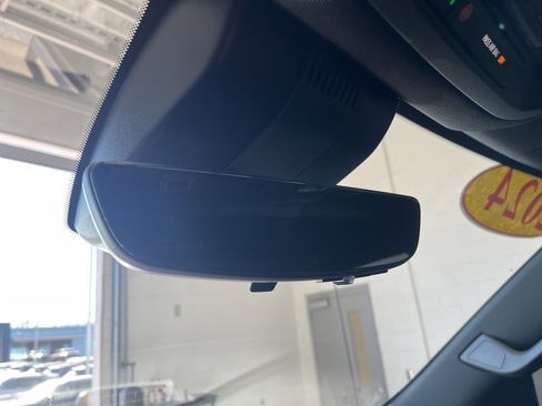 Used 2024 GMC Sierra 1500 AT4 w/ Technology Package image 27