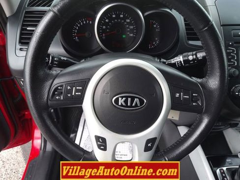 Used 2012 Kia Soul + FWD image 22