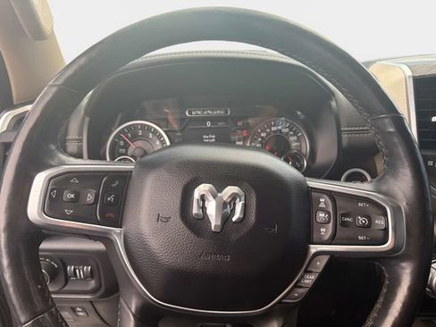 Used 2019 RAM 1500 Laramie RWD image 20