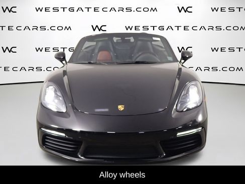 Used 2019 Porsche 718 Boxster RWD image 8