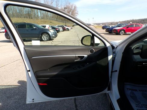 Used 2025 Hyundai Sonata SEL image 12